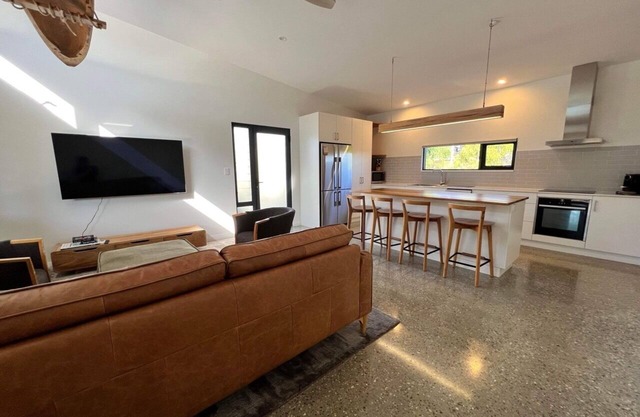 Jetty is warm, comfortable and relaxing with a modern coastal charm.