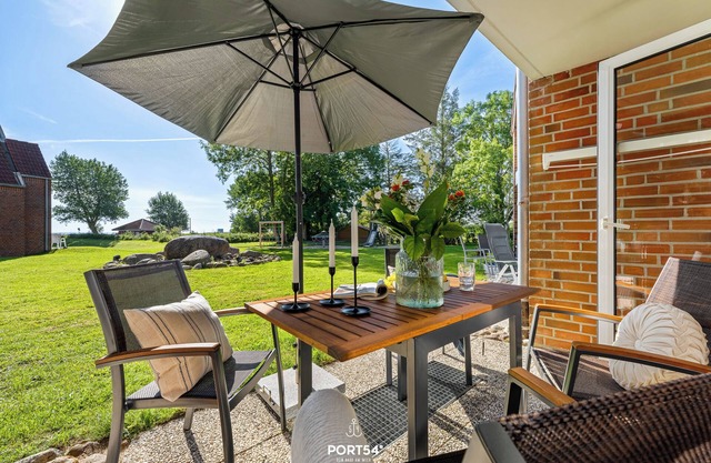 Jewel with sea view - terrace, playground, activity room, infrared cabin