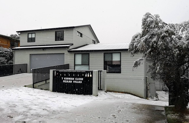 Jindabyne Apartment New and Close to Amenities