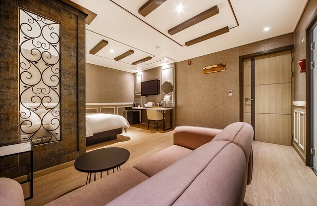 Jinju Hotel Servi