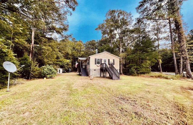 JJ's Lodge: Fisherman’s & Hunters Getaway