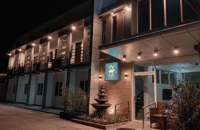JL Valley Suites