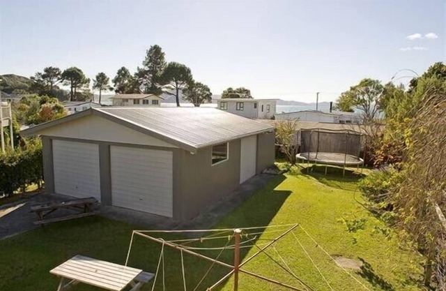 Joes Place - Cooks Beach Holiday Home