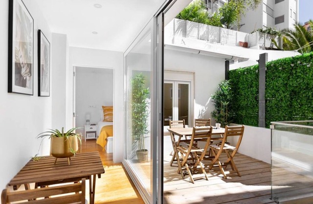 JOIVY Principe Real 2BR Apt w/Terrace nearby Botanical Garden of Lisbon