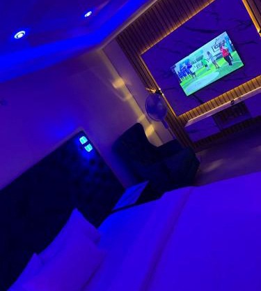 Jolac Hotel And Suites
