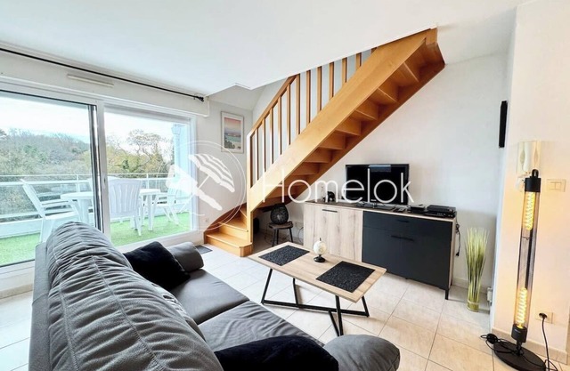 Joli duplex plein bourg - 4km des plages