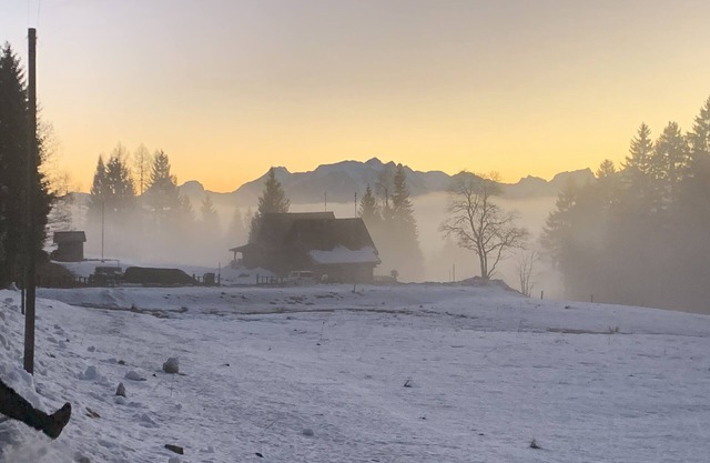 Jolie chalet dans belle région Calme reposant, enfants et animaux bien venue