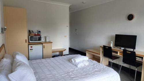 Jopen Motel Unit 4