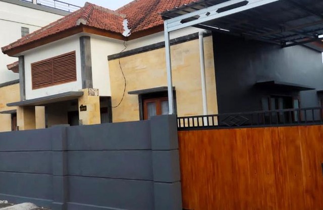 Juicezzy Home Fully Furnished 3 BR Guest House