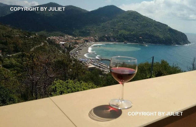 Juliet - apartment in Liguria 5 Terre UNESCO site