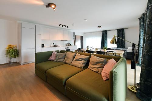 Julius 24 - Stylish Haven, 5 Mins to City Center