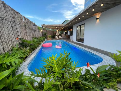 Jully Vung Tau Grand Strip 1