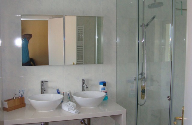 Junior suite "AMOROSA" 2 twin beds possibility of extra bed
