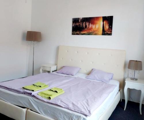 Just 3 min Walk Old Town Center private room D