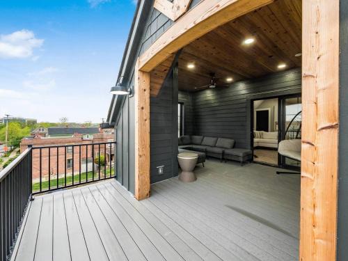 Just Listed D Town Vies, OSU Short North