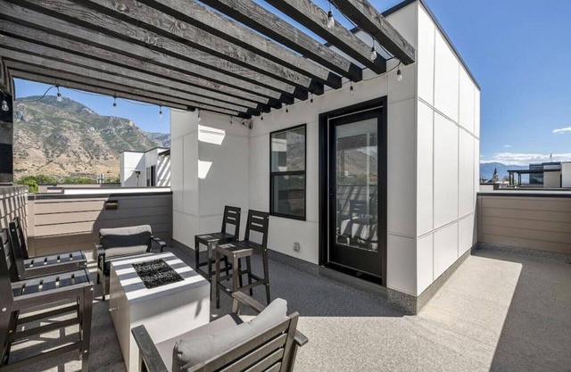 Just Listed! Modern Downtown Provo Townhome