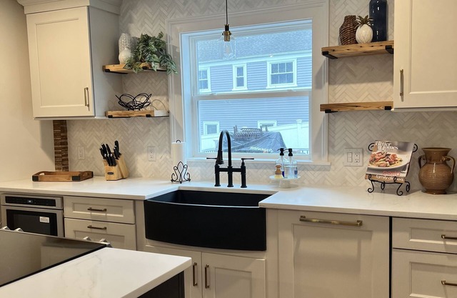 Just Renovated-Downtown Plymouth-America's Hometown-Spacious-Parking-Yard & MORE