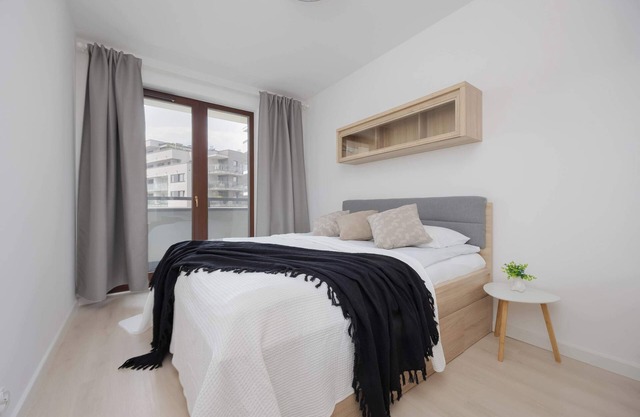 Kłopot 4A | Warsaw | Functional Apartment | Parking