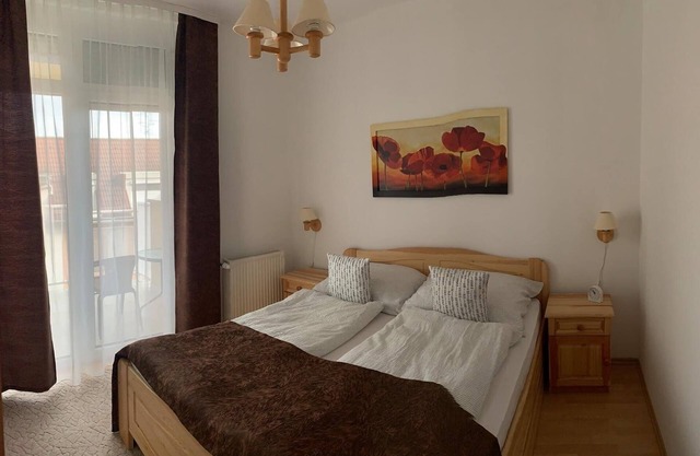 KŐNIG APARTMAN III./LIZA APARTMAN/HÉVÍZ.300 MÉTERRE A HÉVÍZI TERMÁL TÓTÓL!