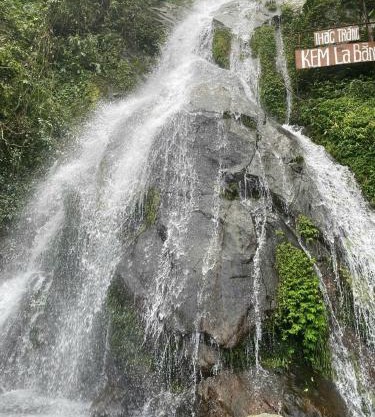 Kẹm La Bằng Homestay