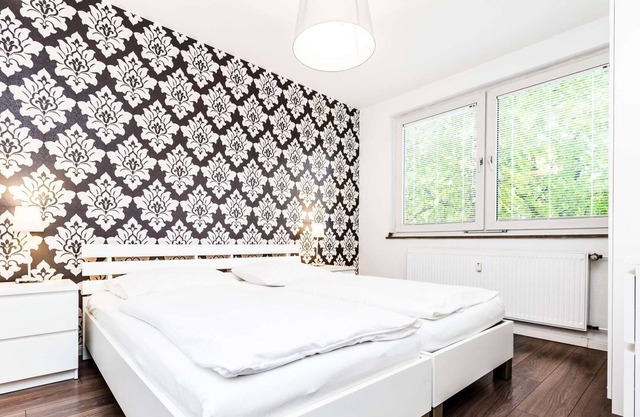 K58 well-kept apartment in Höhenberg 5 km to Cologne Trade Fair with free W-LAN