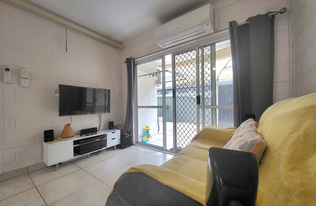 Ka's cozy 2 bedrooms apartment at Cairns Central