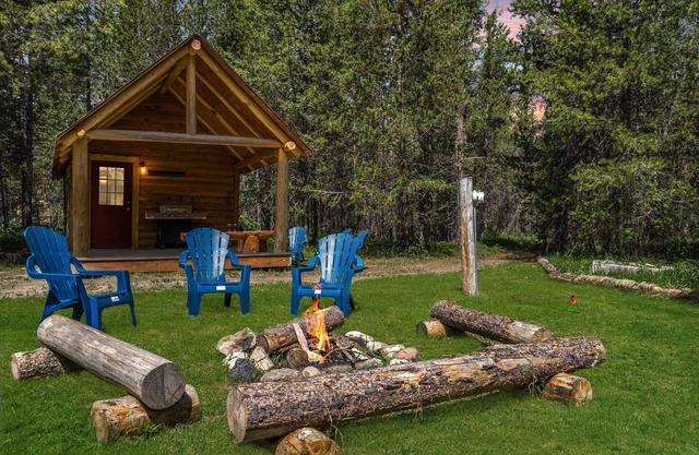 KABINO: FirePit Large Yard Loft for Kids Grill WiFi