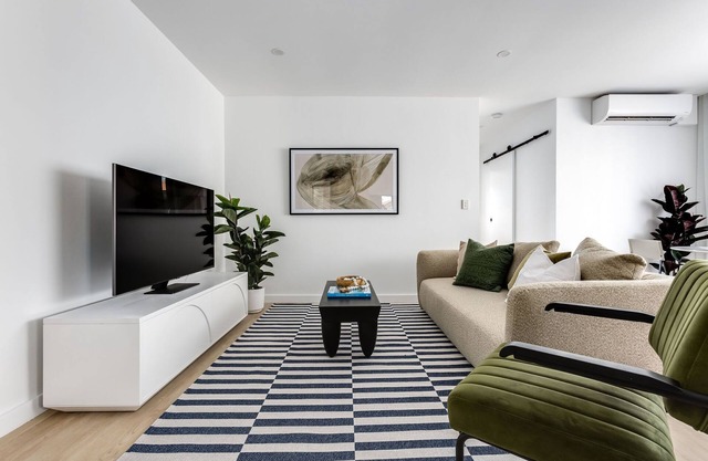 Kahlo Bondi 2 BR - Apt #5