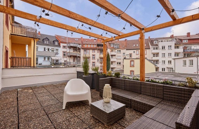 Kaiserslautern - Bella, im Expressionistischen Stil