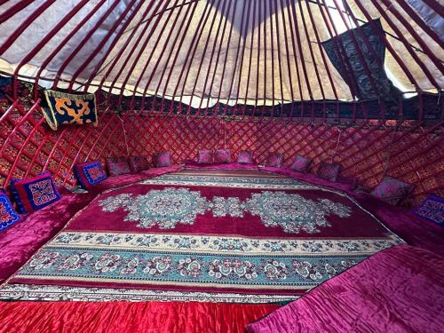 Kaiyndy Yurt Camp