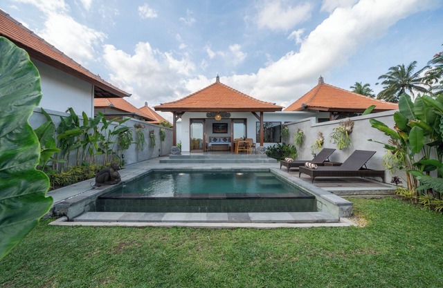 Kaki Uma Villa