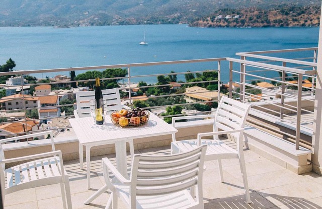Kalavria Luxury Suites - magnificent sea view of Poros