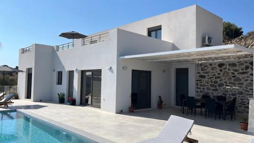 Kaliva Villa