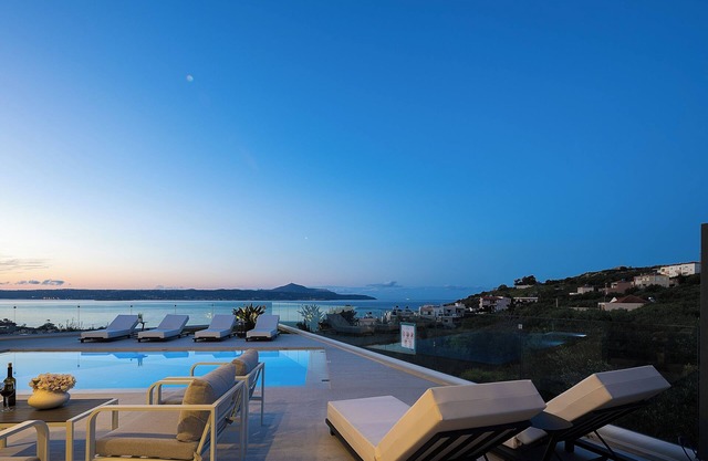 Kalyves Royal Villa Free*heated pool,gym&seaview