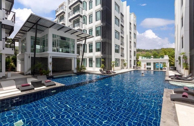 Kamala Regent 3 Bedroom Apartment Pool View by RESAVA