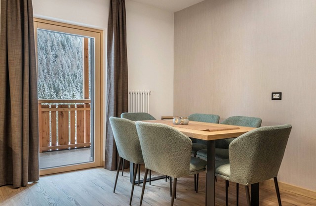 Kamerloy Apartments - C with Mountain View, Shared Garden and Wi-Fi
