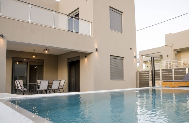 Kamilari Paradise Luxury Villa
