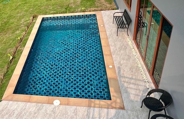 Kan Pool villa