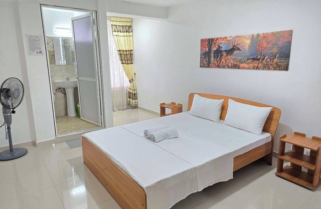 Kandy Panoramic MPM Deluxe suit Airconditioned-4A3