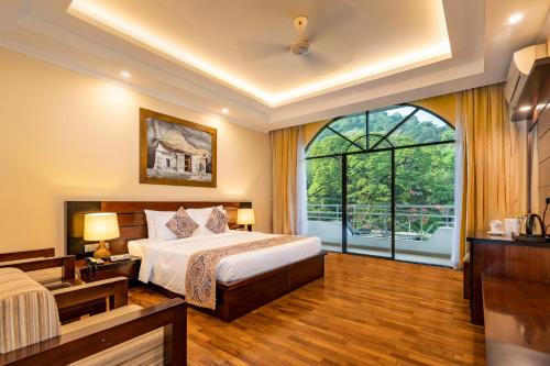 Kandyan Reach Hotel