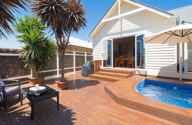 KaniCoast - Contemporary Sorrento holiday house
