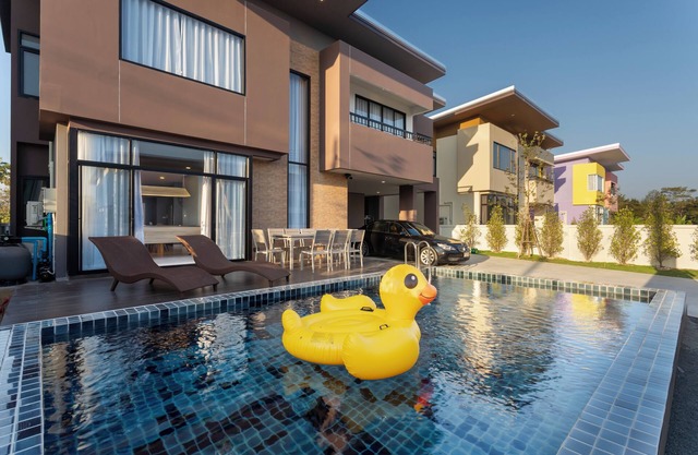 Kanna Brickhouse Pool Villa