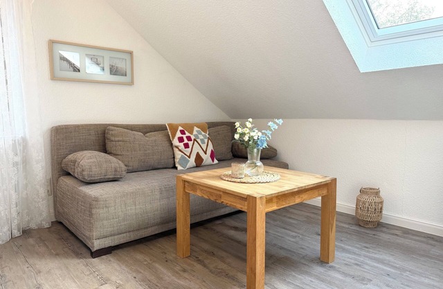 Kapitänshaus FeWo 4 - Friendly vacation apartment for up to 4 people in Strandn