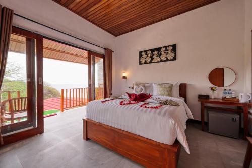 Kapouk Cottage