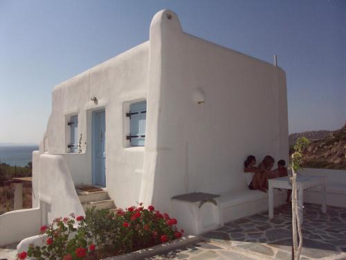 Karades Houses Medusa