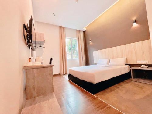 KARANG TIMUR Hotel