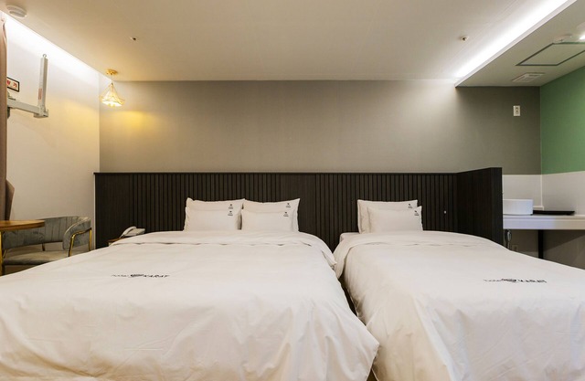 Karat Hotel