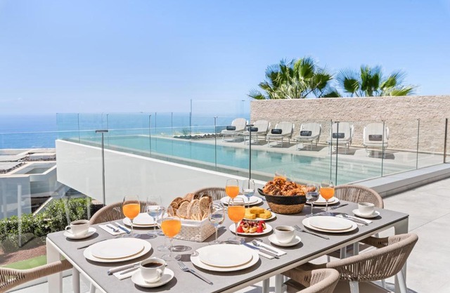 Karat Villa Zambrano