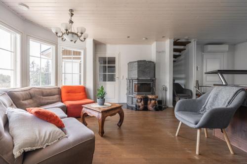 Karkutahko Villas 2 - Comfy 3BR Villa in Tahko with Private Sauna