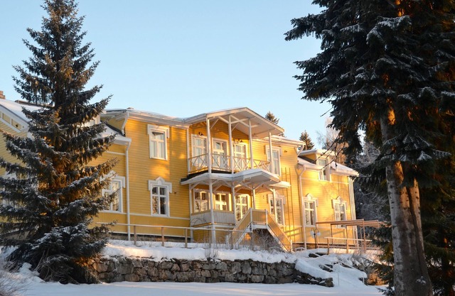 Karolineburg Manor House Hotel